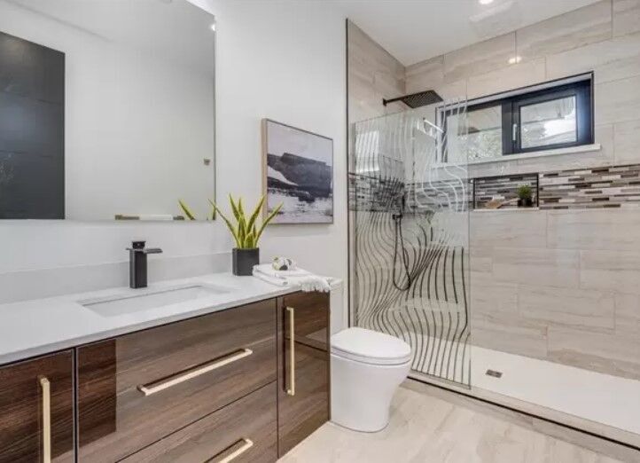 5 Lutge Ct. in Alta Heights